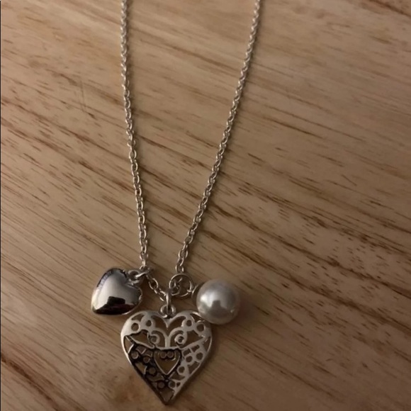 🔴 Heart charm necklace - Picture 3 of 3